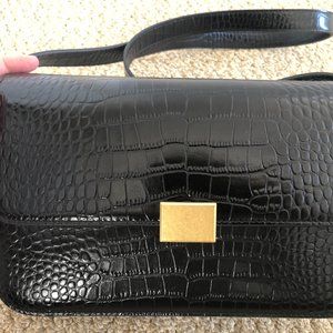CuratedClassic Leather Shoulder Bag in Black Croc